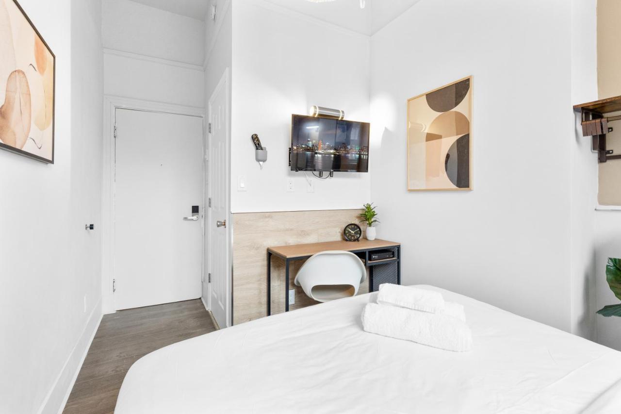 Le Sand & Stone Hotel Montréal Dış mekan fotoğraf